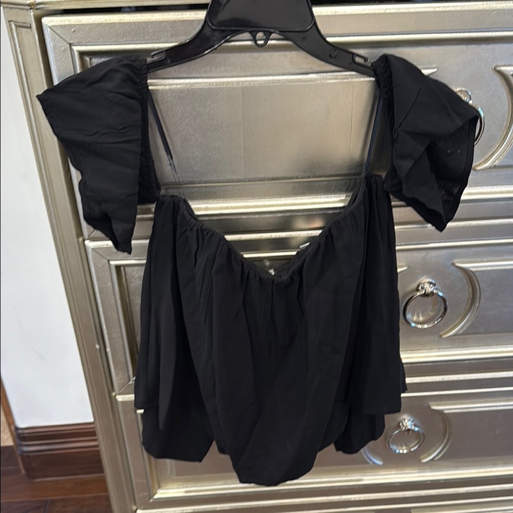 GBG Los Angeles Black Ruffled Blouse